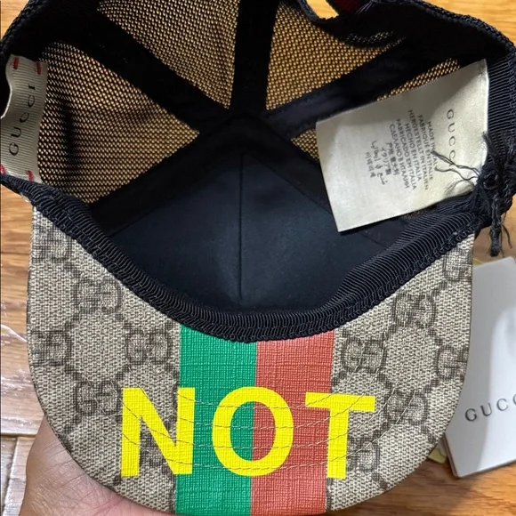 Gucci kids Cap with Green and Red Stripe with Fake Not Logo - Picture 3 of 7